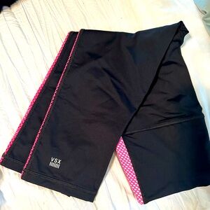 VS sport capri leggings